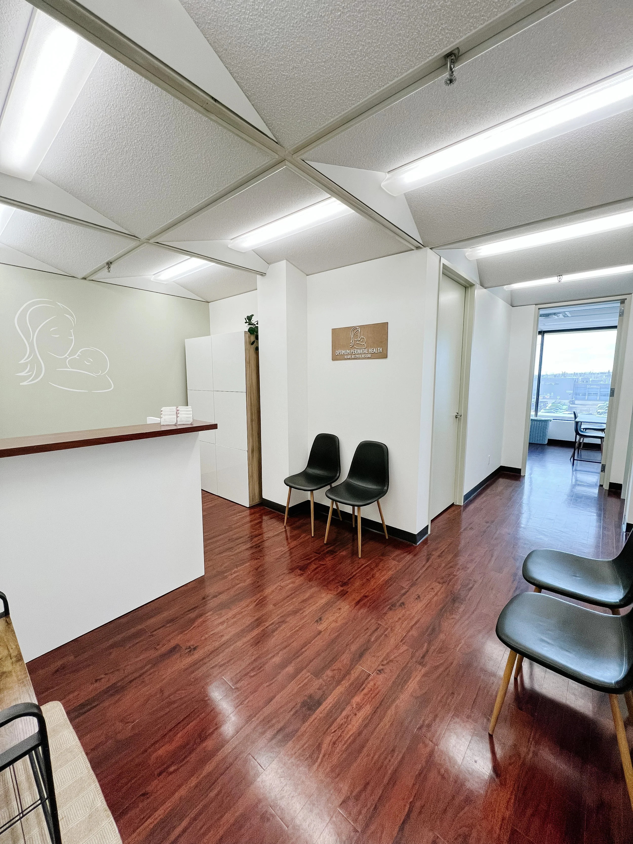 A soothing, fully private treatment space at Optimum Perinatal Health